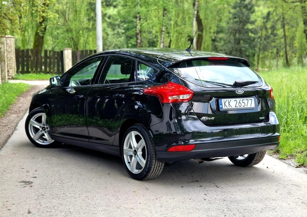 Ford Focus cena 34800 przebieg: 118000, rok produkcji 2015 z Kraków małe 596